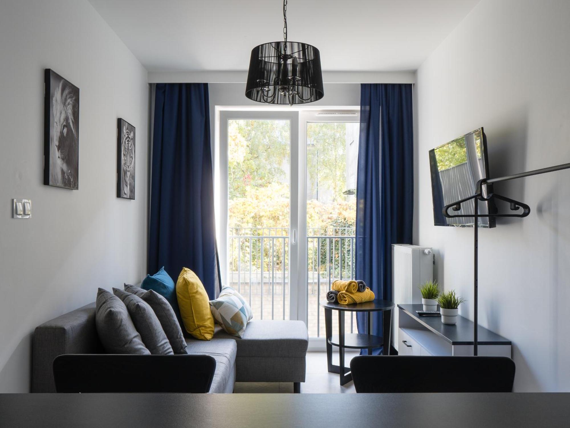 Apartment Smart Kamienica Grochow With Free Parking Warschau